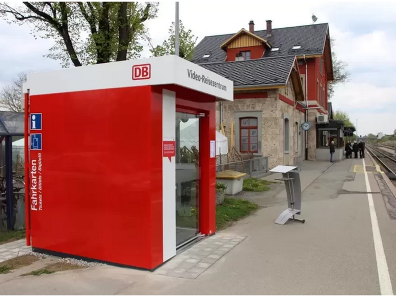 Video-Reisezentrum der Deutschen Bahn in Riedlingen