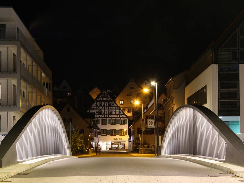 Donaukanalbrücke bei Nacht