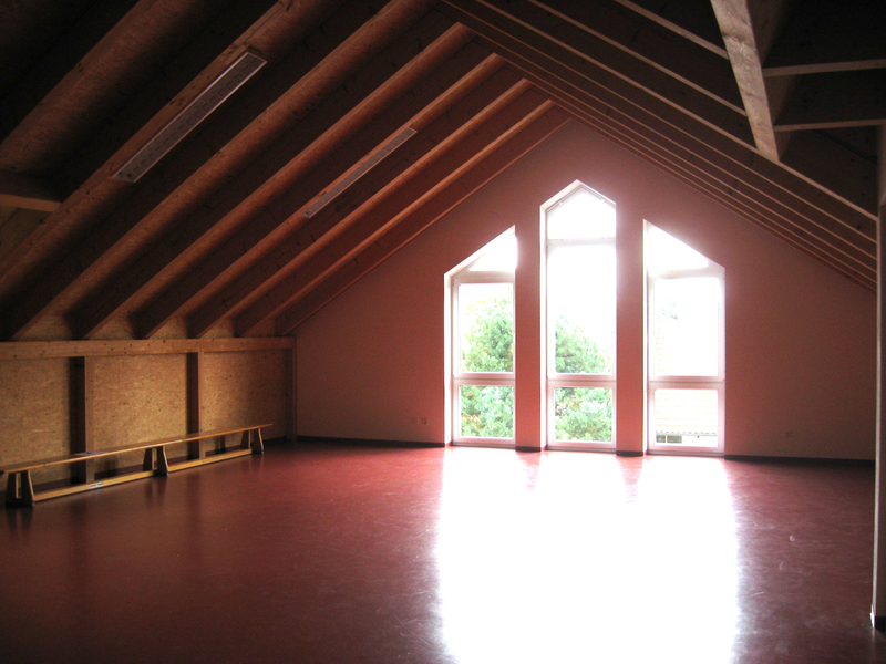 Mörikehaus Mehrzweckraum Dachgeschoss Fenster